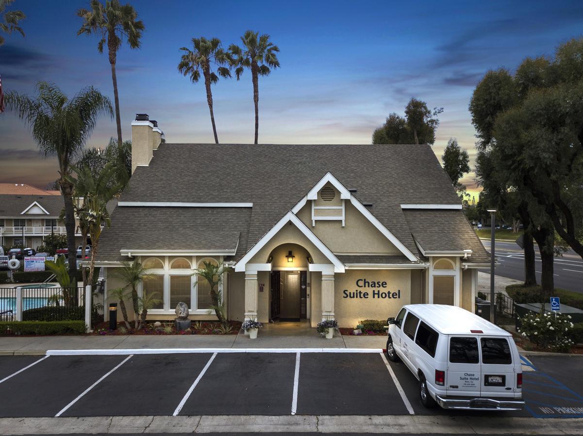 Chase Suites Brea-Fullerton - North Orange County Exterior photo