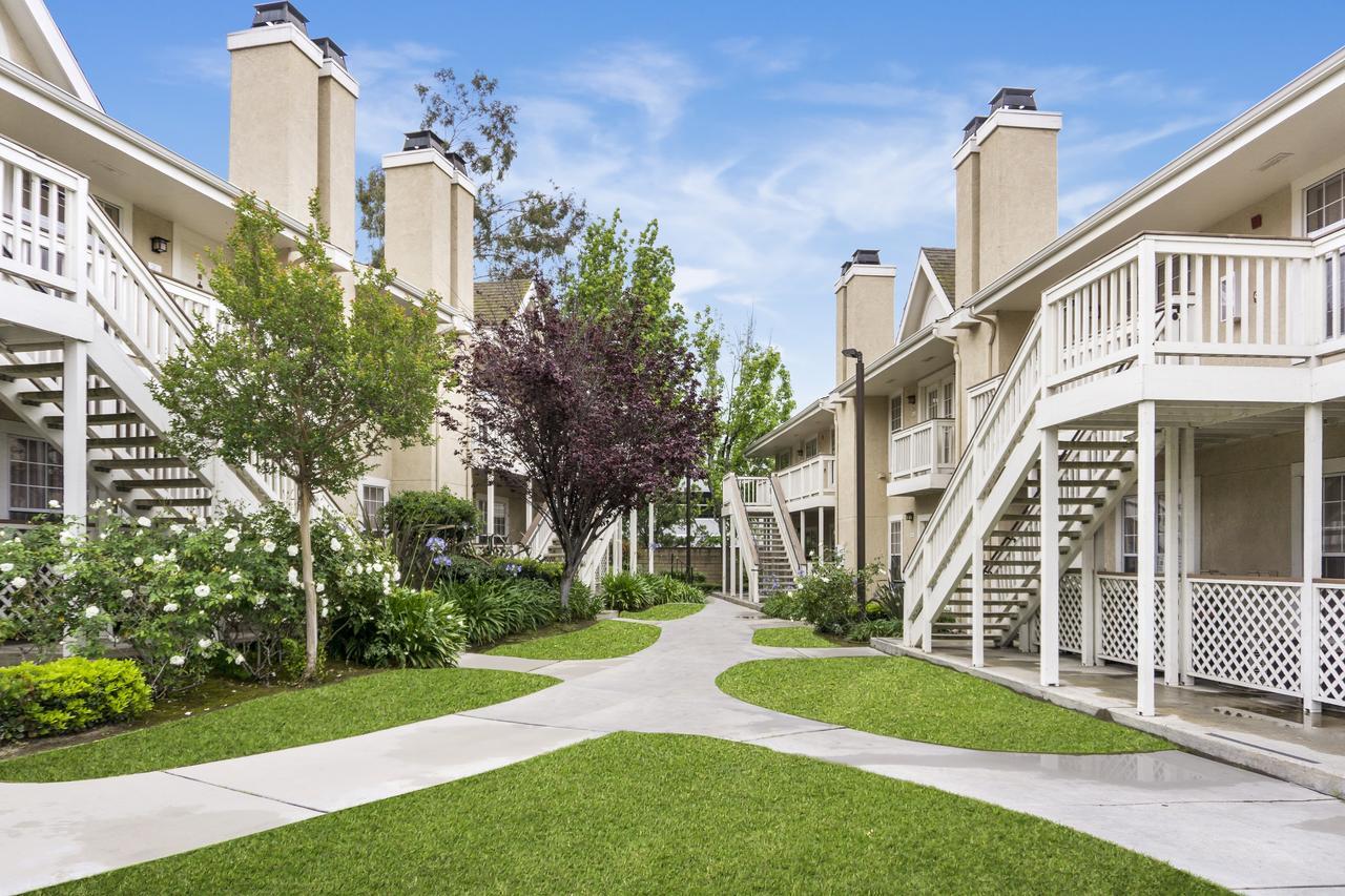 Chase Suites Brea-Fullerton - North Orange County Exterior photo